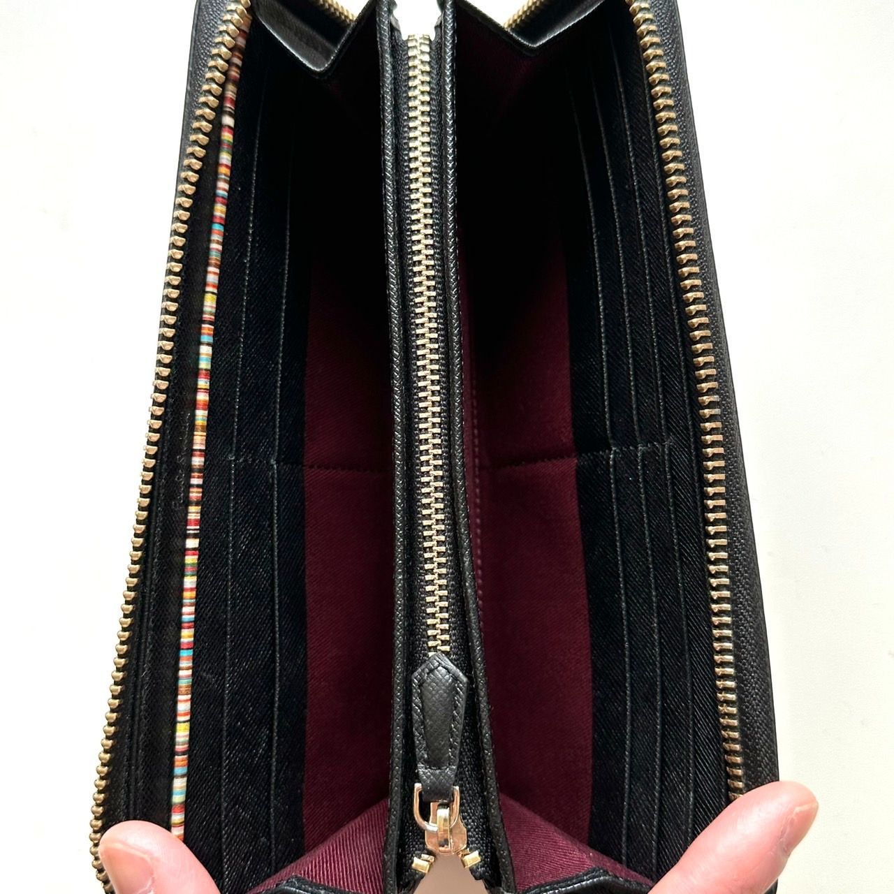 極美品 ポールスミス 長財布 ジップストローグレイン2 マルチストライプ 黒 ポールスミス Paul Smith 長財布 ジップストローグレイン2
