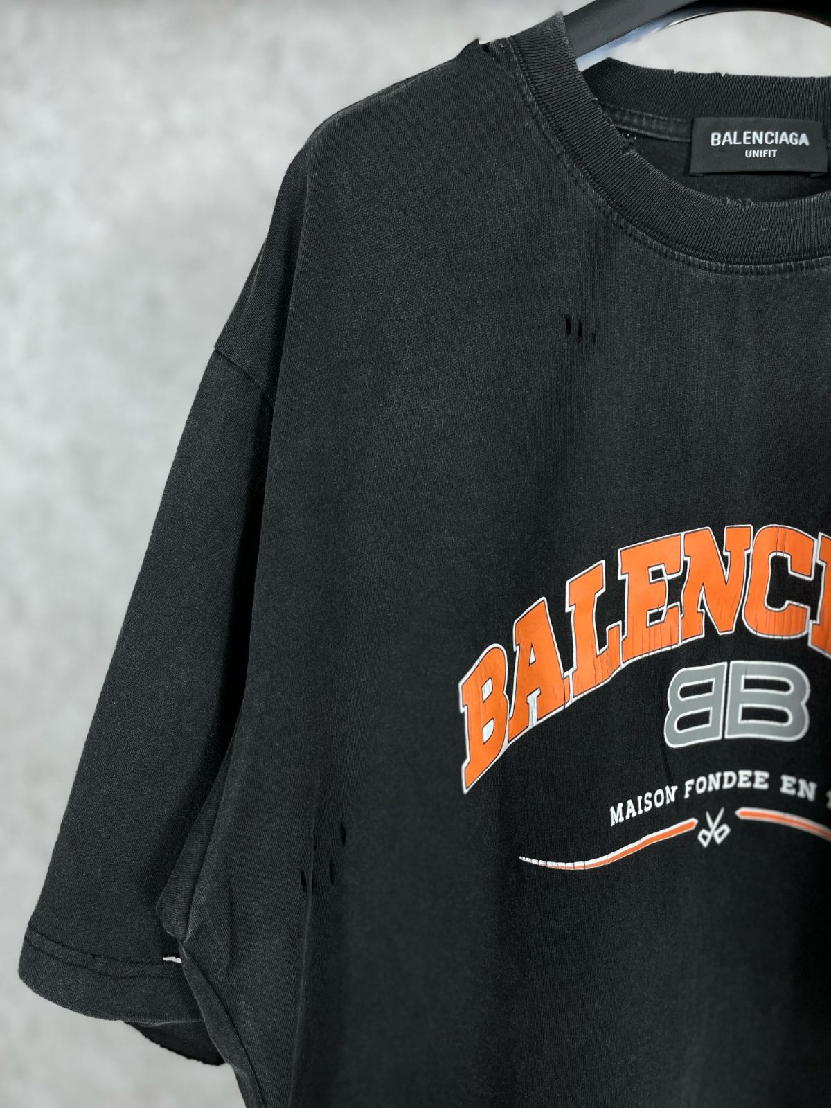 22SS Maison Balenciaga クラッシュ加工ロゴプリントTシャツ - メルカリ