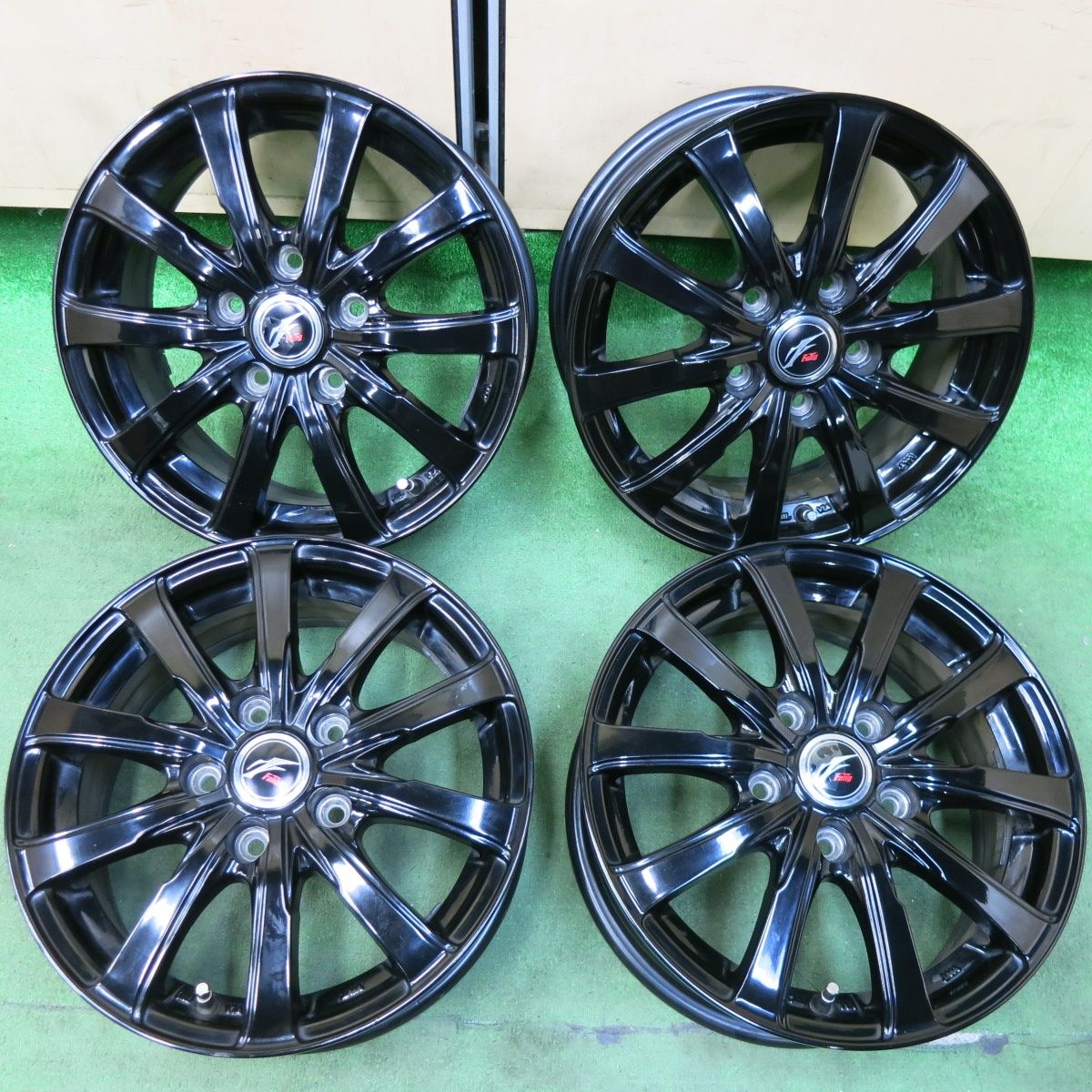 [送料無料] 4本価格Fang ファング 15インチ 15×6J 社外 アルミ ホイール PCD114.3/5H5012809SYホ