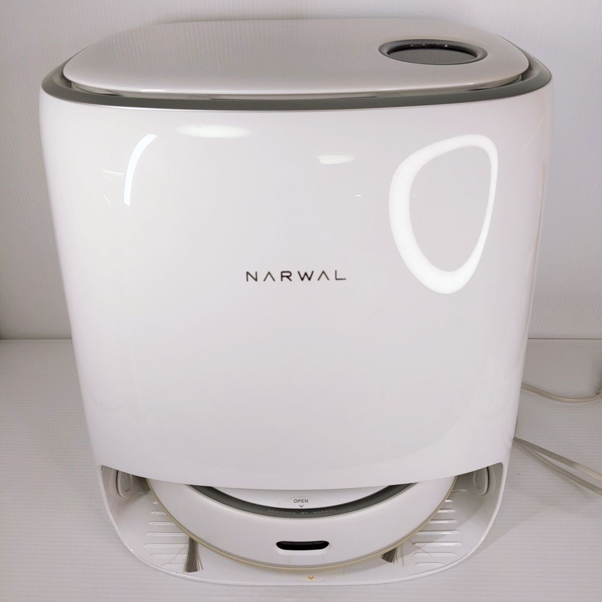 中古品】 Narwal Freo ロボット掃除機 吸引＋拭くタイプ(水拭き