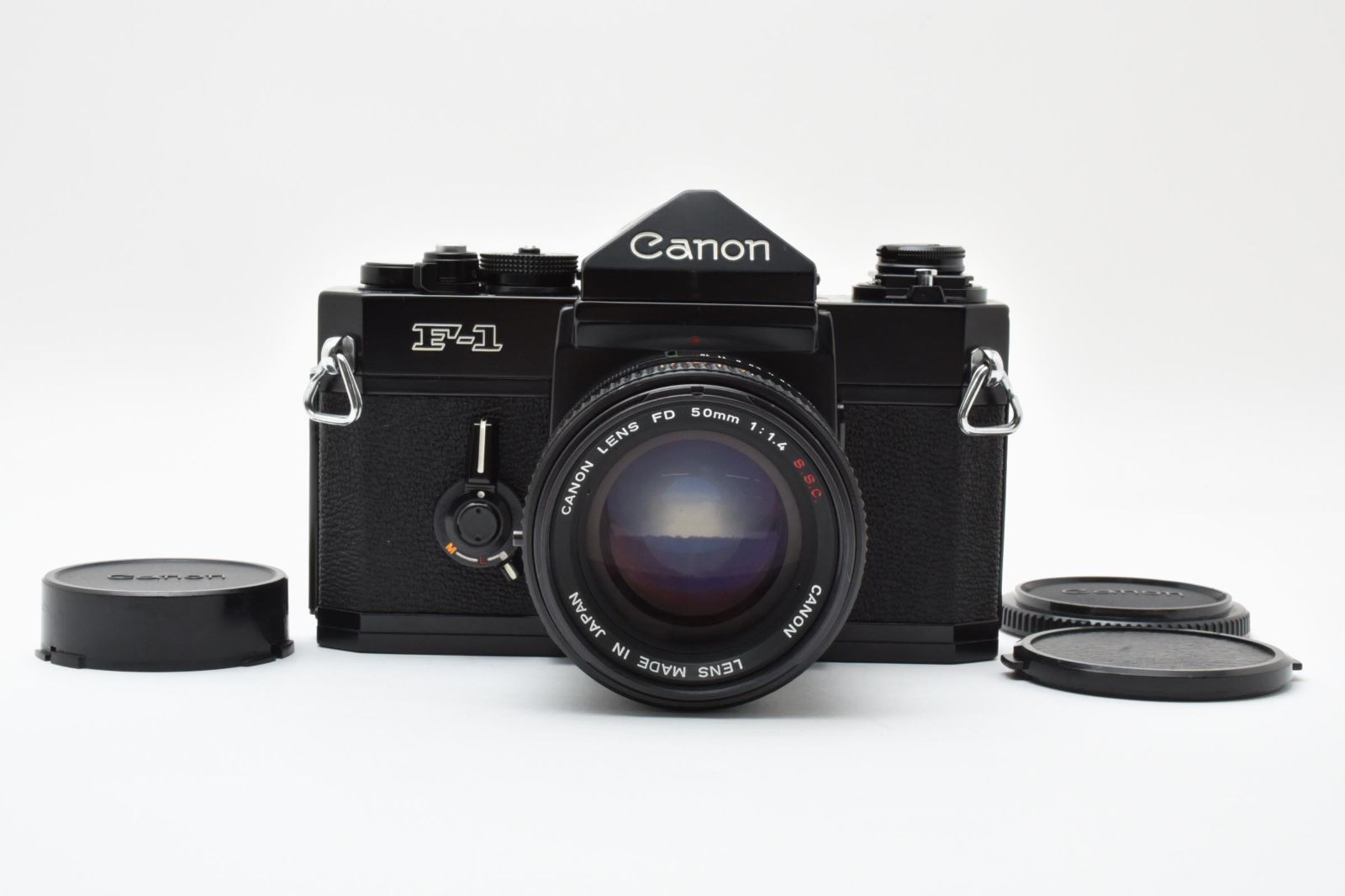 Canon 旧F-1 前期 ボディ ブラック 美品】Canon／キヤノン F-1 前期 ブラック ボディ + FD 50mm F1