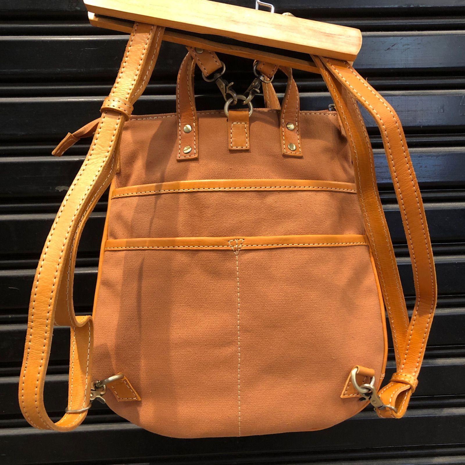 PEAKSPEAK『新品』【牛革】(本革)[レザー]3WAYバッグSサイズ PEAKSPEAK『新品』【牛革】(本革)[レザー]3WAYバッグSサイズ