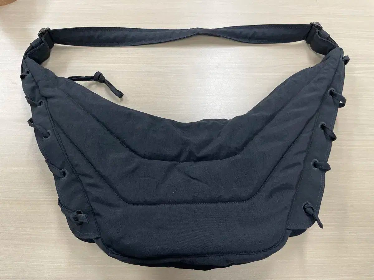 LEMAIRE ルメール ソフト Game Bag ミディアム ブラック