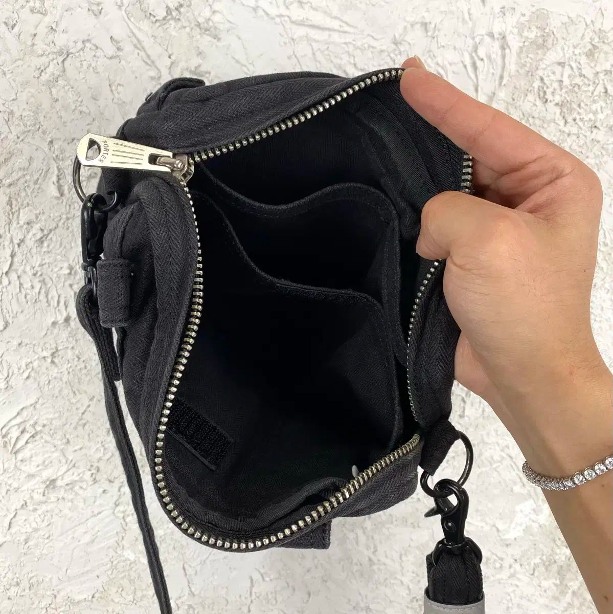 WILDSWANS ブラック レザー 二つ折り財布 ミニ財布 カーサ 美品