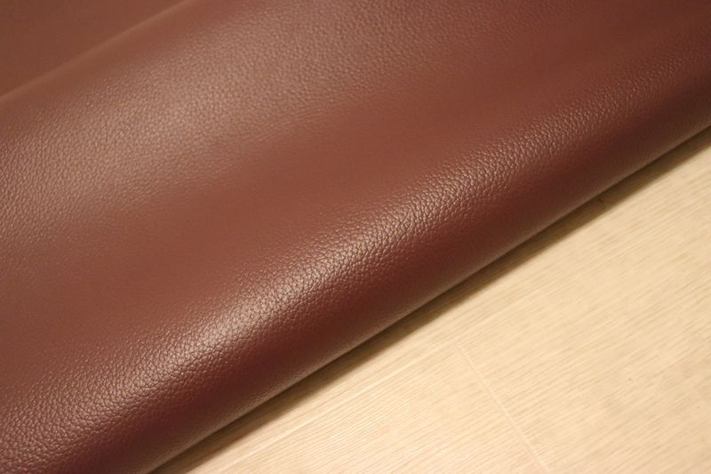 パープル系 230ds クロム革 牛革 国産 レザー 顔料仕上げ はぎれ 一枚革 レザークラフト 革 皮 本革 diy 生地 材料