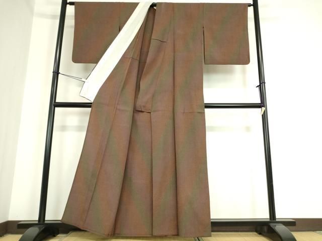 平和屋着物▽白鷹お召　単衣　斜縞　正絹　逸品　DAAT9706az 平和屋着物▽白鷹お召 単衣 斜縞 正絹 逸品 DAAT9706az - メルカリ