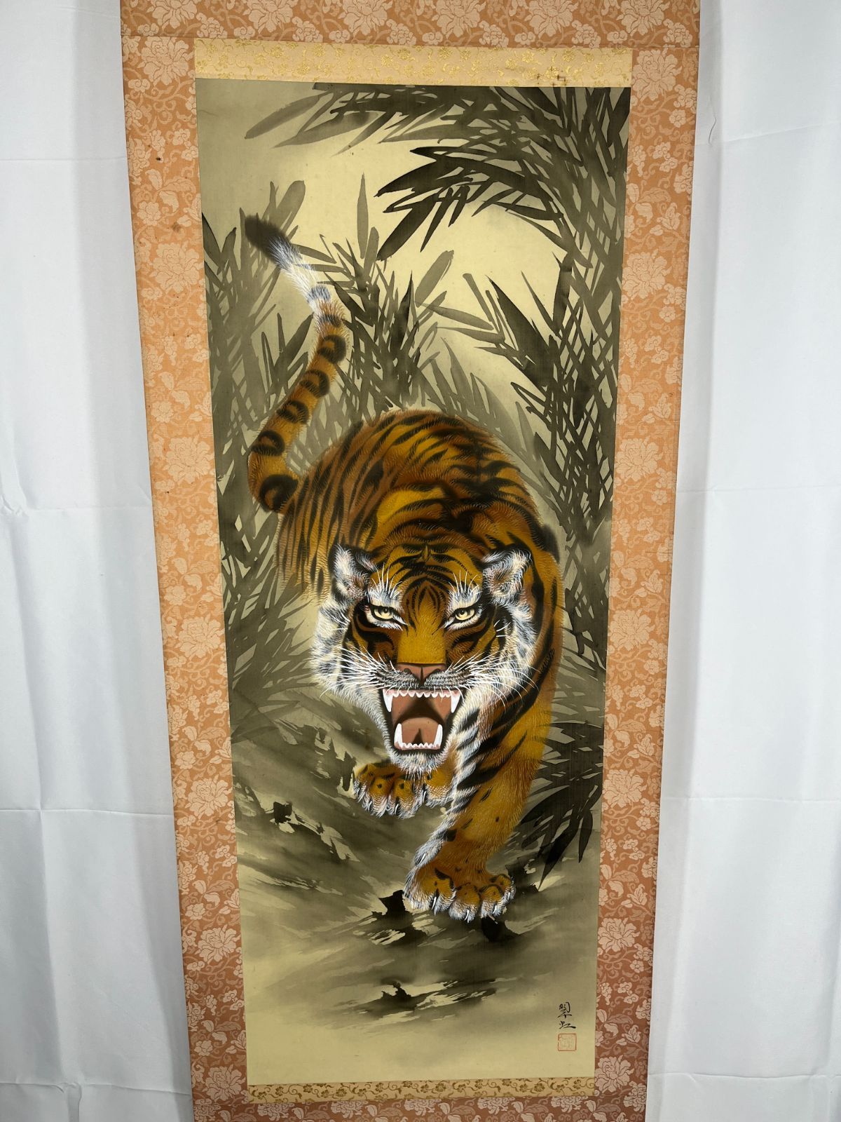 苅谷翠虹 猛虎 掛け軸 絵画 床の間 日本 中国 虎