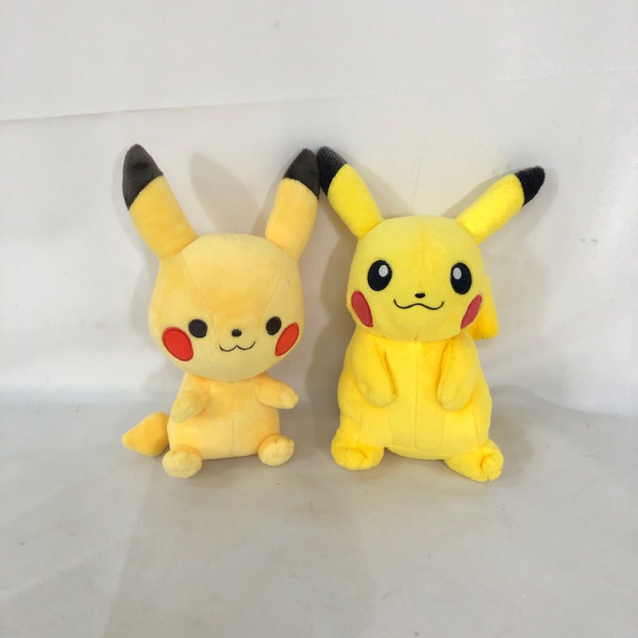 12個セットピカチュウ　ぬいぐるみ　まとめ売り　ポケモン ピカチュウ 2体セット ぬいぐるみ まとめ売り おまけ付き