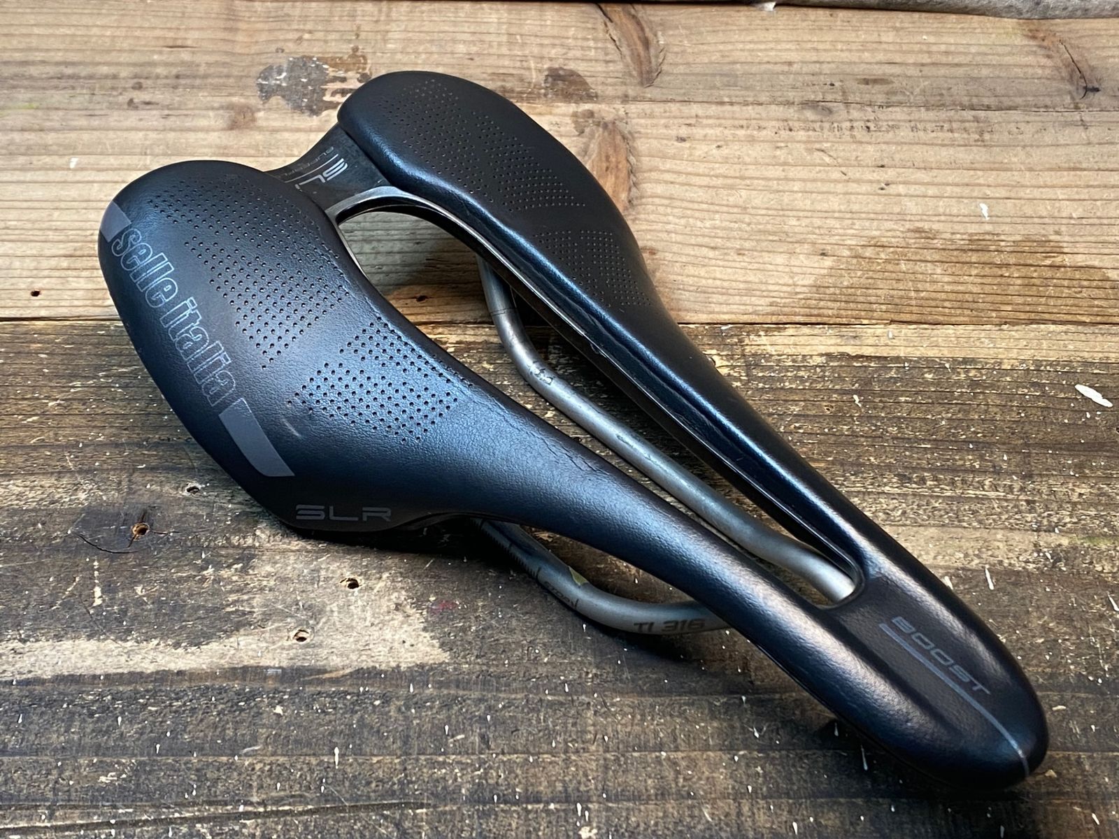 Brooks C13 サドル カンビウム カーボン 擦れ少なめ Brooks C13 サドル