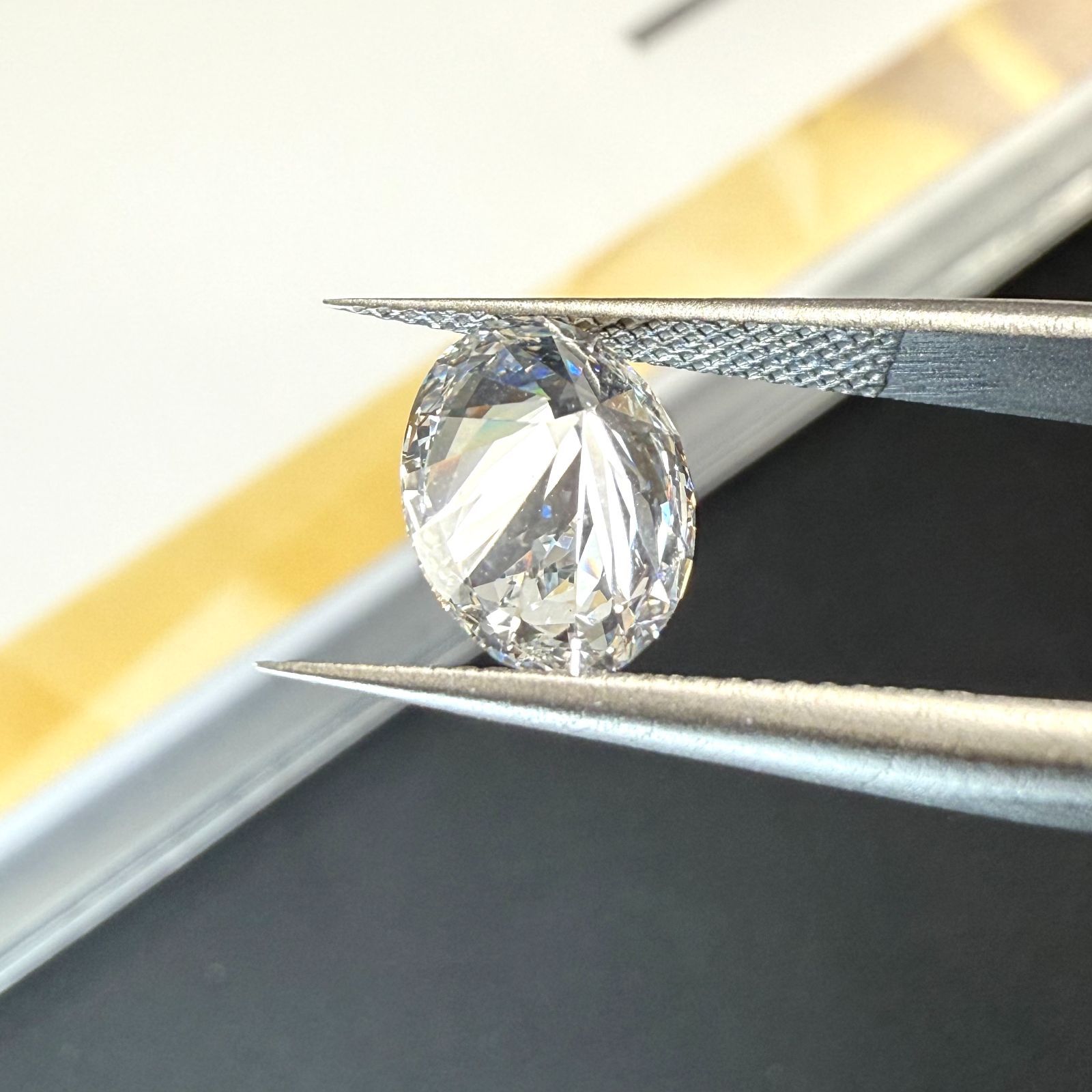 各1.00ct D-VVS2ツインズペアシェイプラボグロウンダイヤモンド