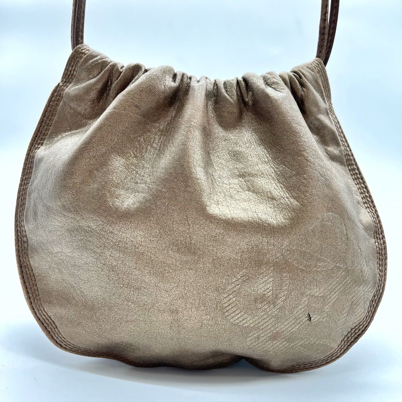 ✨良品✨ LOEWE ロエベ 型押しロゴ アナグラム ショルダーバッグ 巾着 