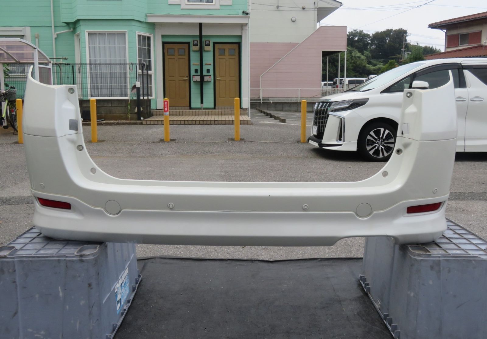 LA6421 人気モデリスタ ヴェルファイア GGH25W 前期 リアバンパー スポイラー付 マフラー2本出し MODELLISTA 白070 ANH20W ANH25W GGH20W