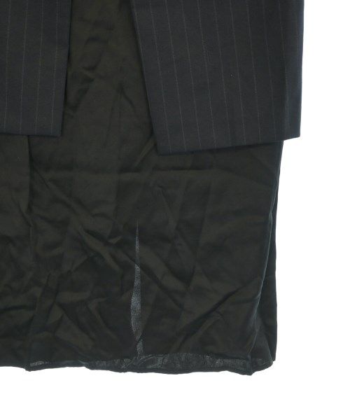 ひざ丈スカート