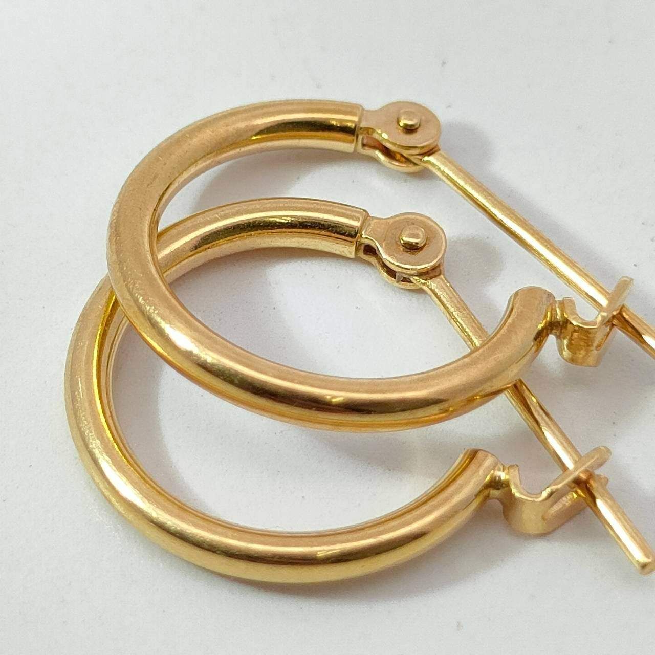 Carat K18中折れ式フープピアス(8mmラウンド) 楽天市場】K18