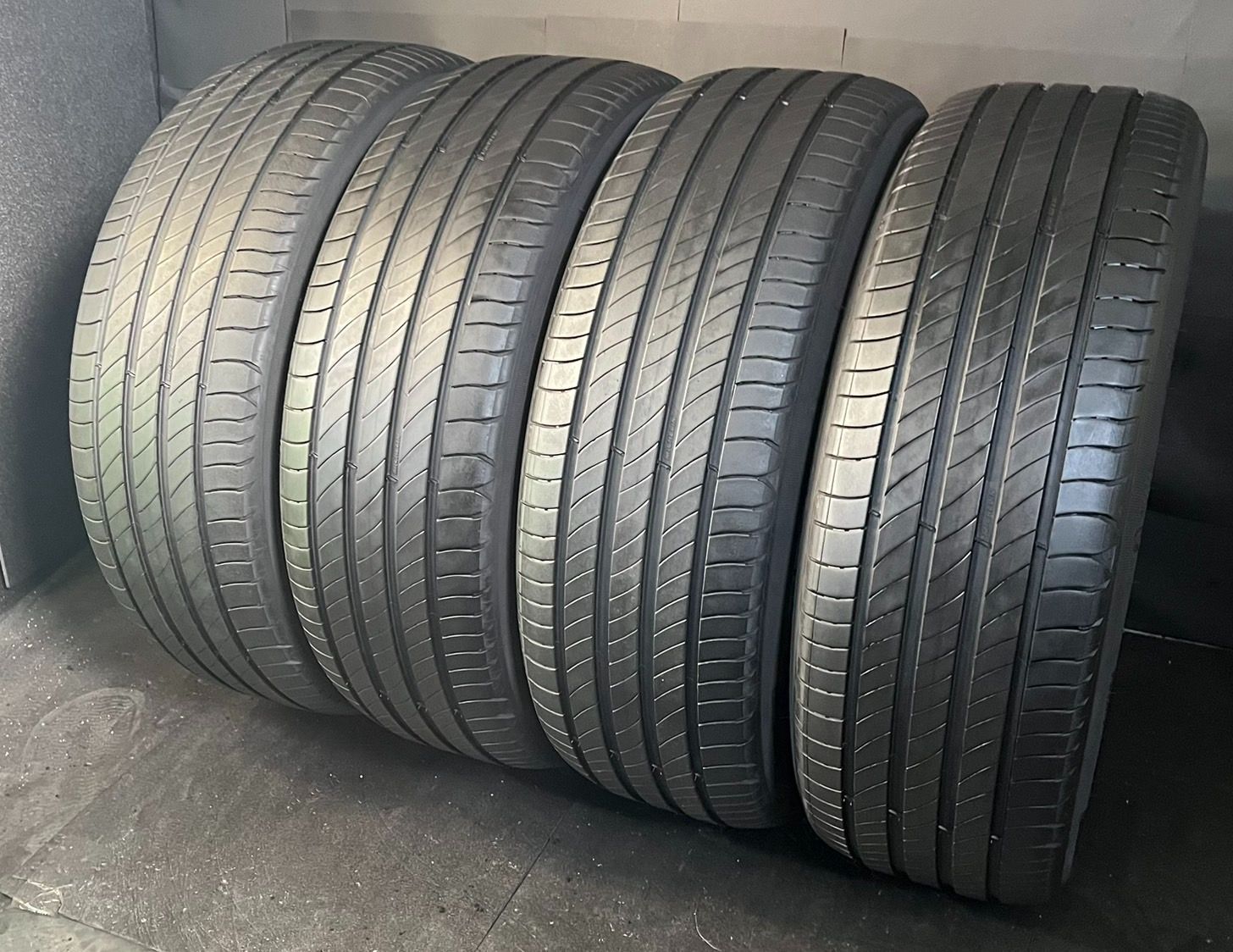 製 約8.8〜9分山 ミシュラン MICHELIN プライマシー e PRIMACY 205 55R19 4本 h_452