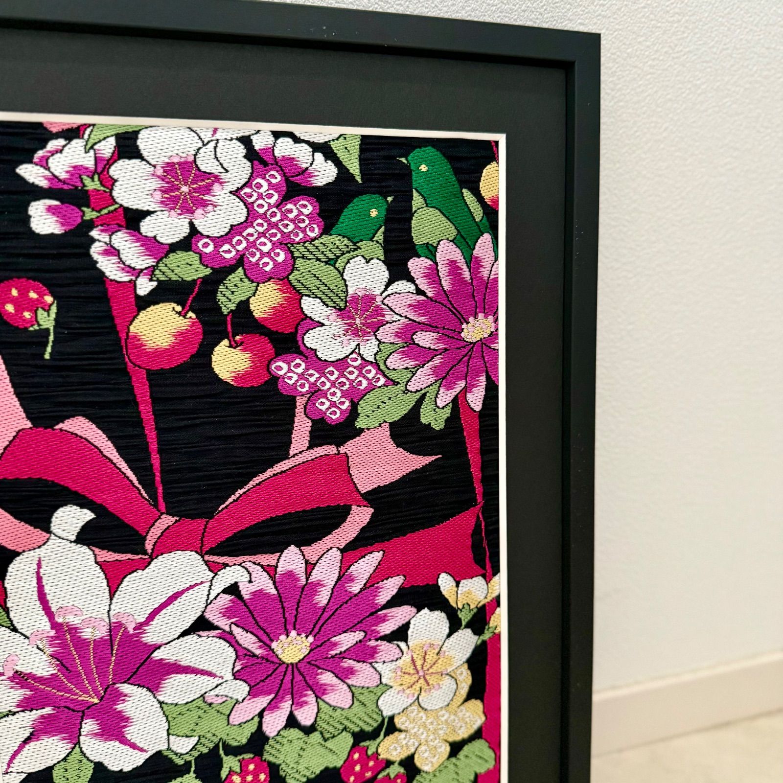 京都帯屋さん フレーム入りシルク織物アート フラワー-フルーツ