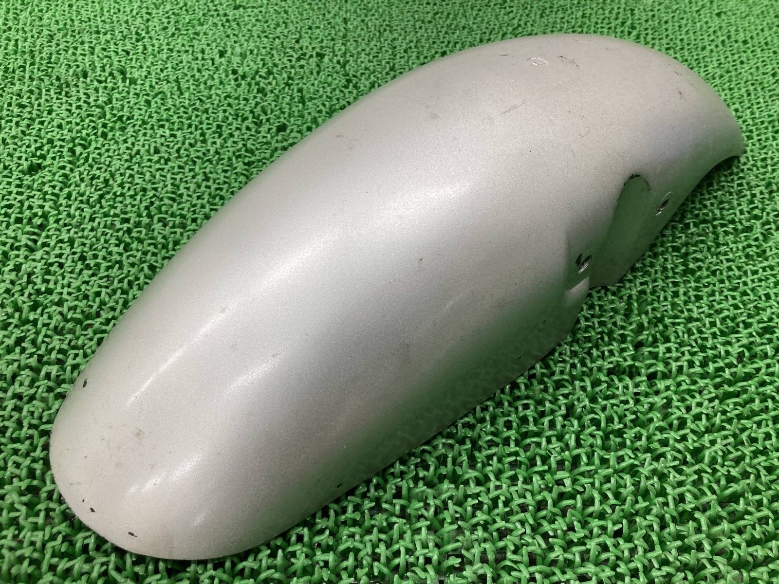 マグナ50 フロントフェンダー 銀 社外 バイク 部品 AC13 MAGNA50 FIFTY ノーマルタイプ 割れ欠け無し 品薄 Jt