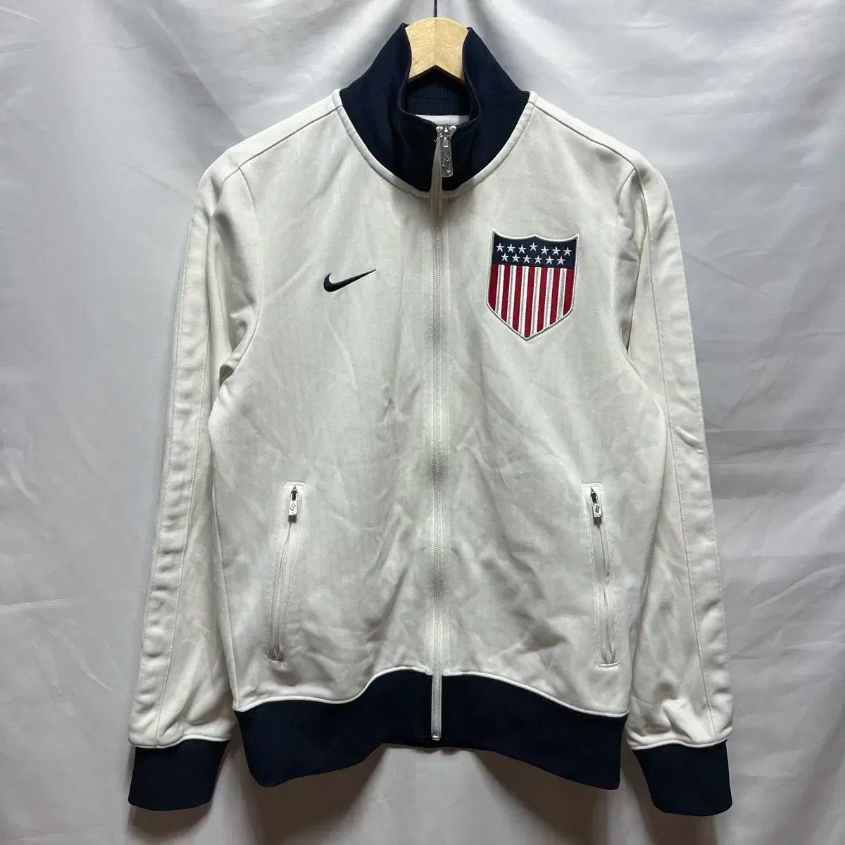 純正品| M Nike ナイキ アメリカ USA 国代表 白 トラックトップス ジャージ