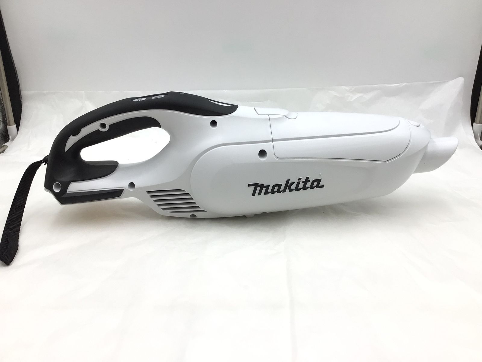 Makita マキタ 14.4V充電式クリーナー CL142FDZW 本体のみ IT6G4QKR8F4C エコツール半田店 M02