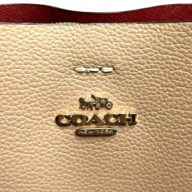 【COACH】ベージュ バケットバッグ COACH - 新品 コーチ COACH ハンドバッグ タウン バケット