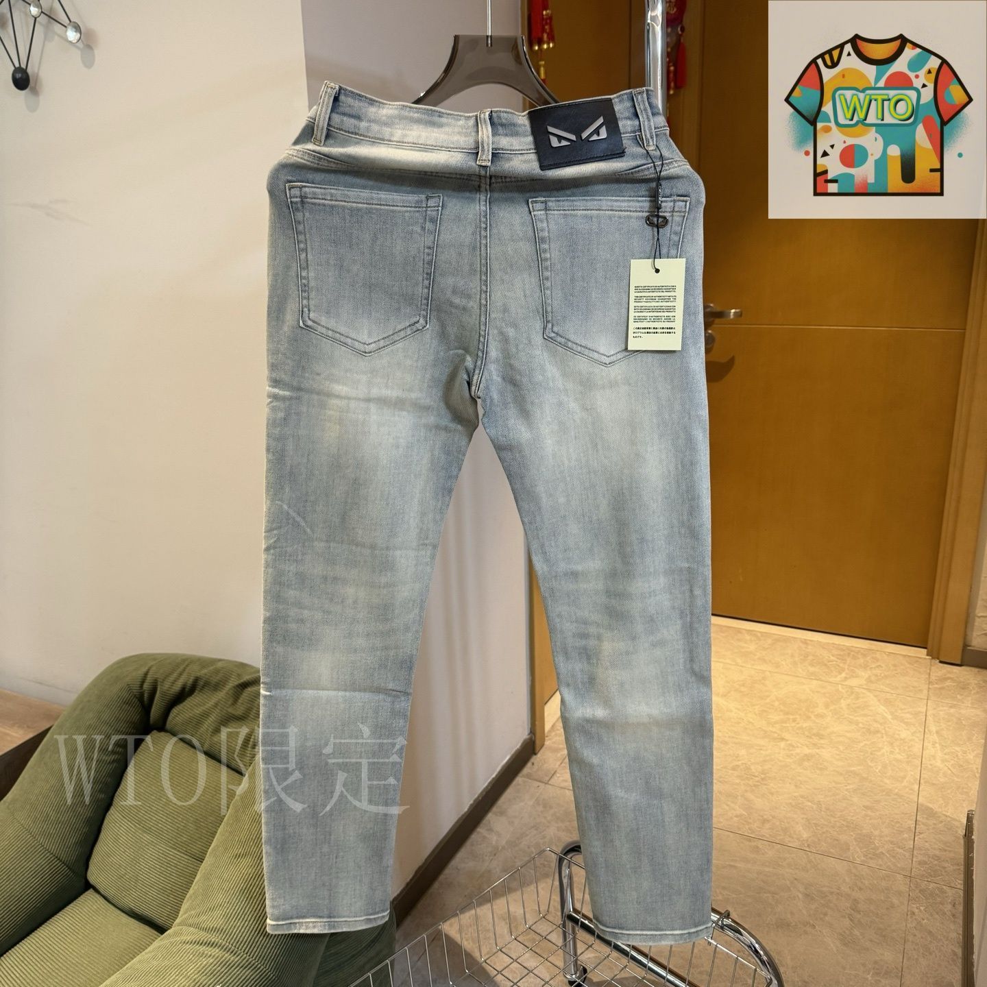 専用【美品】FENDI　ダメージデニム 今日特価】Fendi 25SS オリジナル水洗いジーンズ - メルカリ