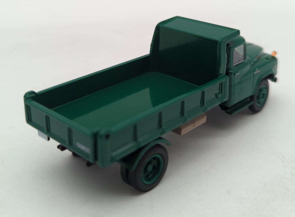 トミーテック TOMICA LIMITED VINTAGE ニッサン ディーゼル 680