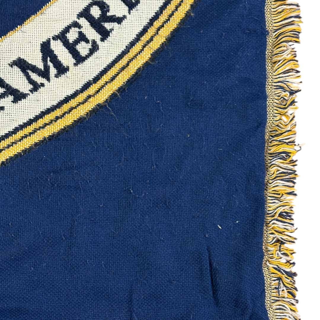 vintageラグ カーペット 米空軍 USAF エンブレム 1672 vintageラグ カーペット 米空軍 USAF エンブレム 1672 - メルカリ