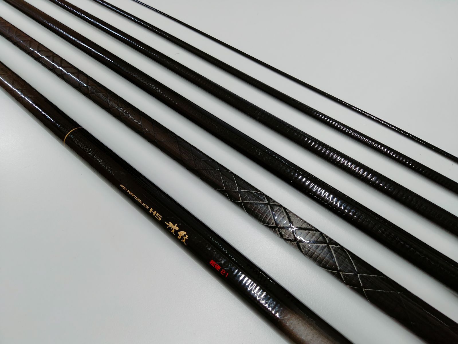 ダイワ 鯉釣り竿 波紋 硬調24・J ダイワ 波紋J 硬調 18 / 鯉竿 へら竿 (