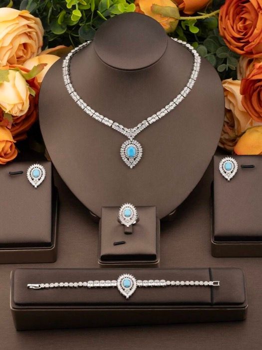 ジュエリー レディース セット 1セット ラグジュアリー エレガント キュービックジルコニア ネック ティアドロップ ジュエリーセット ピアス1ペア ネックレス1本 ブレスレット1本 リング1個が含まれます 女性の