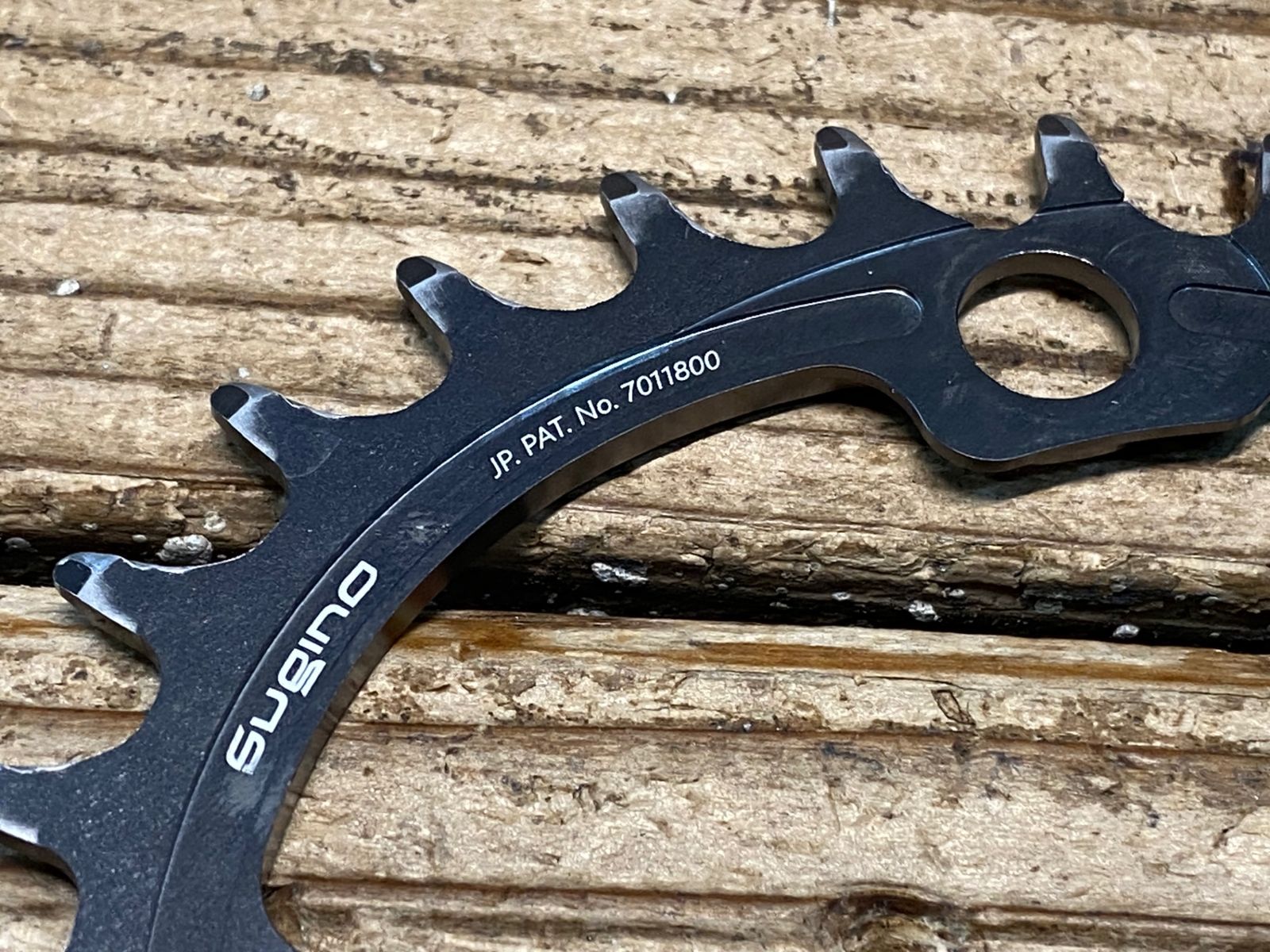 JK091 スギノ Sugino CYCLOID CY4-SHC 楕円チェーンリング 33T