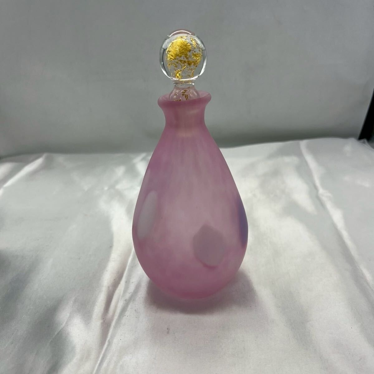 藤田潤作　工芸ガラス手吹　金彩　銘(水の精)38cm 美品 藤田潤作 工芸ガラス手吹 金彩 銘(水の精)38cm 美品