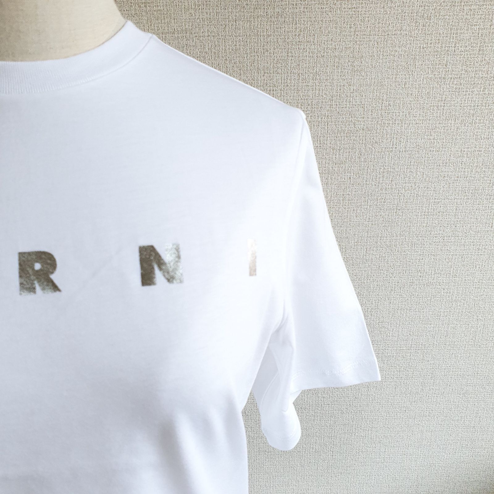 KIDSメタリックロゴクロップドTシャツ