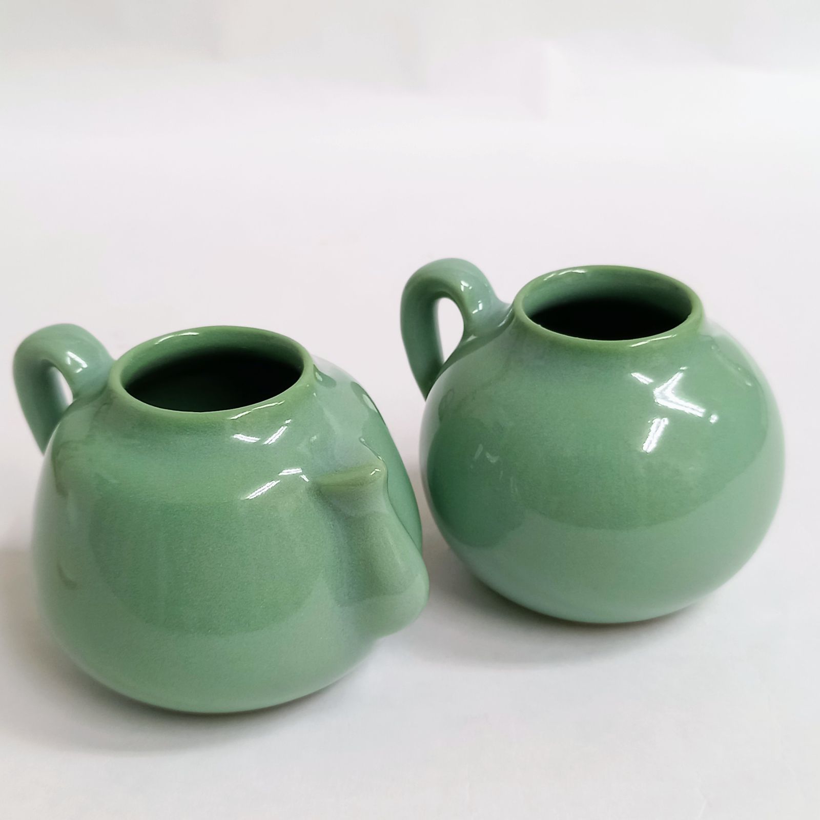 茶道具　青磁　手桶茶入　茶器　時代箱　V　7766 茶道具 青磁 手桶茶入 茶器 時代箱 V 7766 茶道具 青磁 手桶茶入