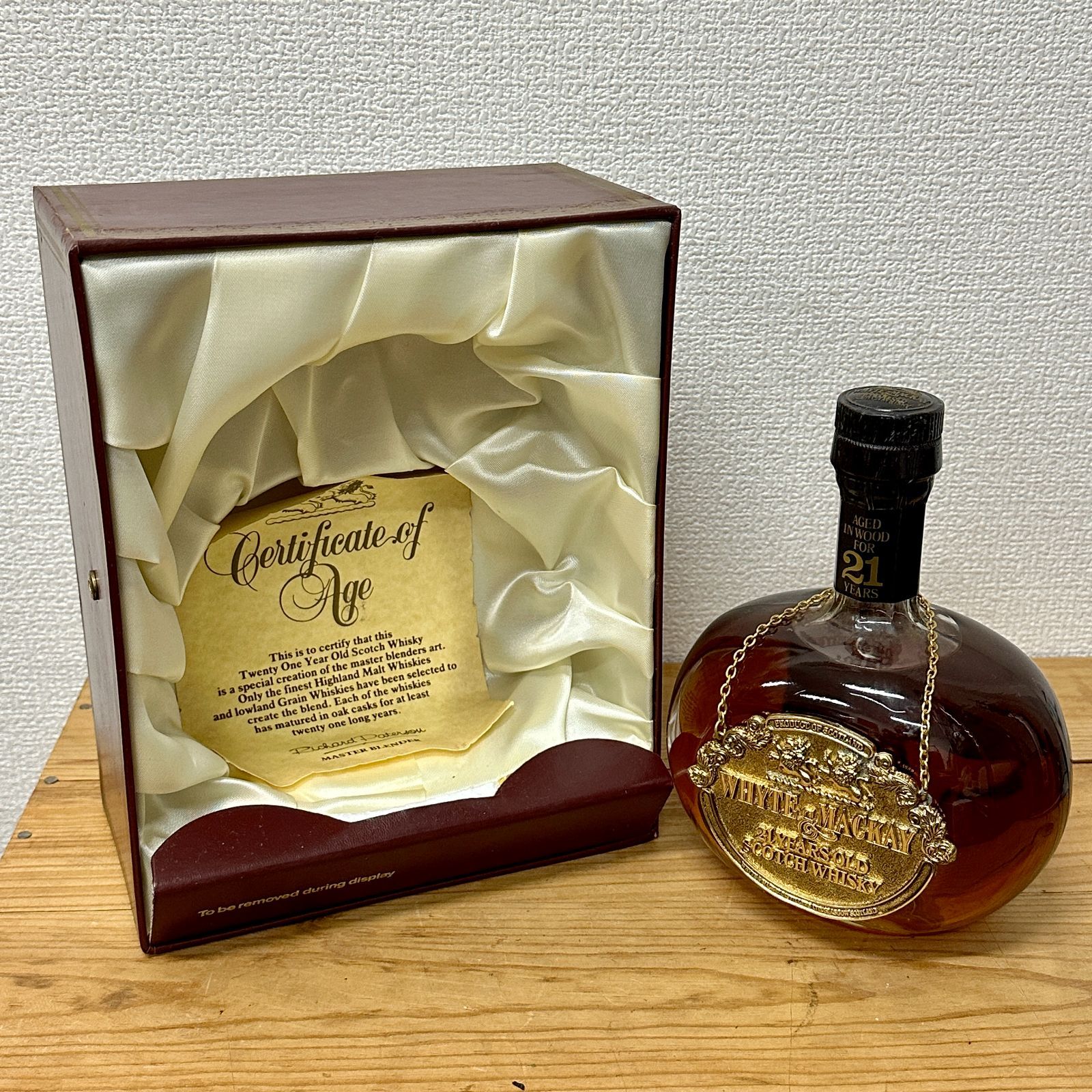 【未開栓】WHYTE&MACKAY ホワイトマッカイ 21年　古酒 未開栓】WHYTE&MACKAY ホワイトマッカイ 21年 古酒 - メルカリ