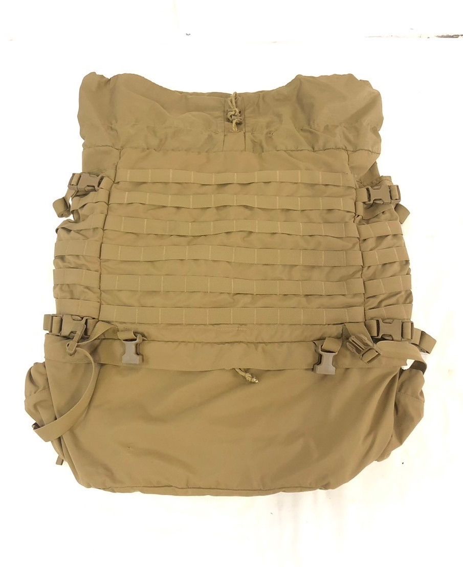 アメリカ軍 MOLLE Ⅱ アサルトパック 3cデザート迷彩 実物放出美品 アメリカ軍 MOLLE Ⅱ アサルトパック 3cデザート迷彩 実物放出美