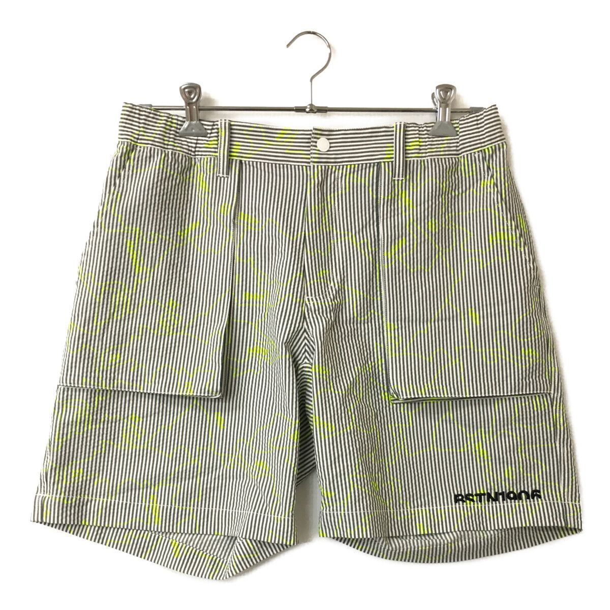 中古 メンズ ニューバランスゴルフ New Balance golf ハーフパンツ 5(L) 白×グレー シアサッカー ストライプ 総柄