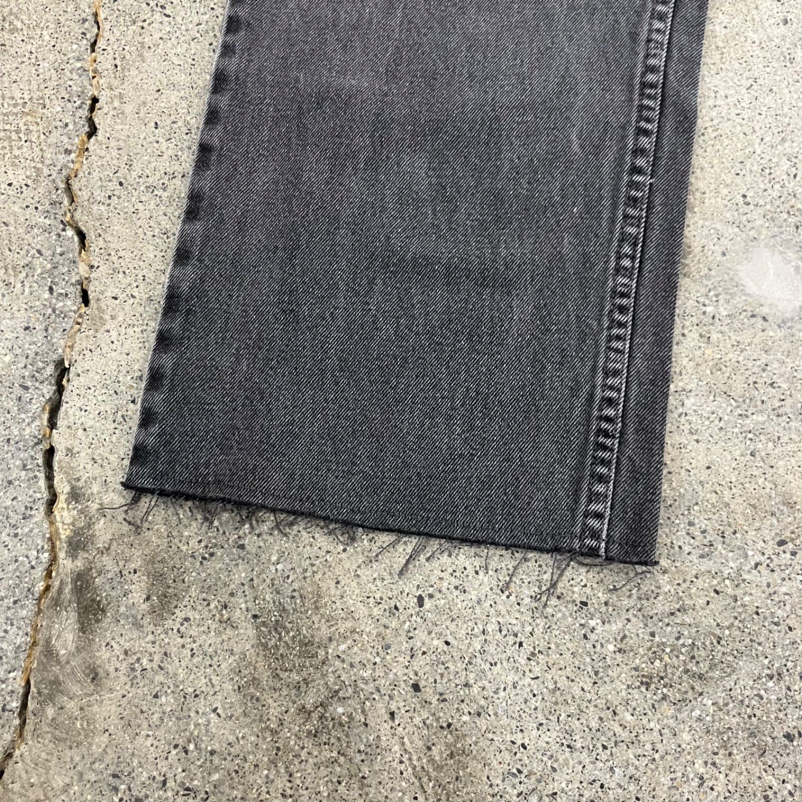 90s LEVI’S 505 リーバイス　カットオフ　黒　W34 × L00 90's Levi's 505 ブラックデニムパンツ “W34 L30 / MADE IN