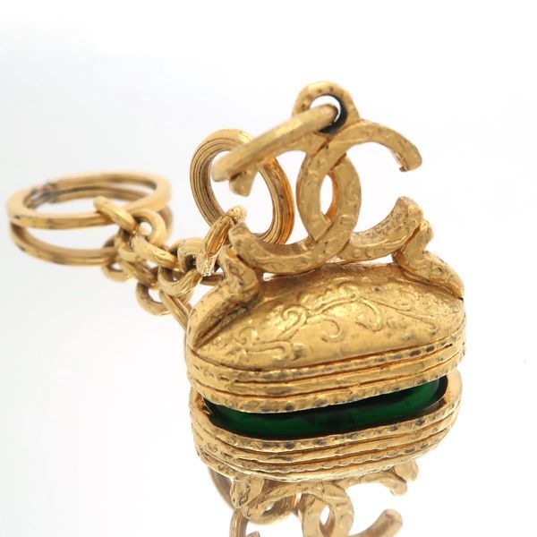 CHANEL キーリング オリーブグリーン CHANEL キーリング オリーブグリーン CHANEL キーリング