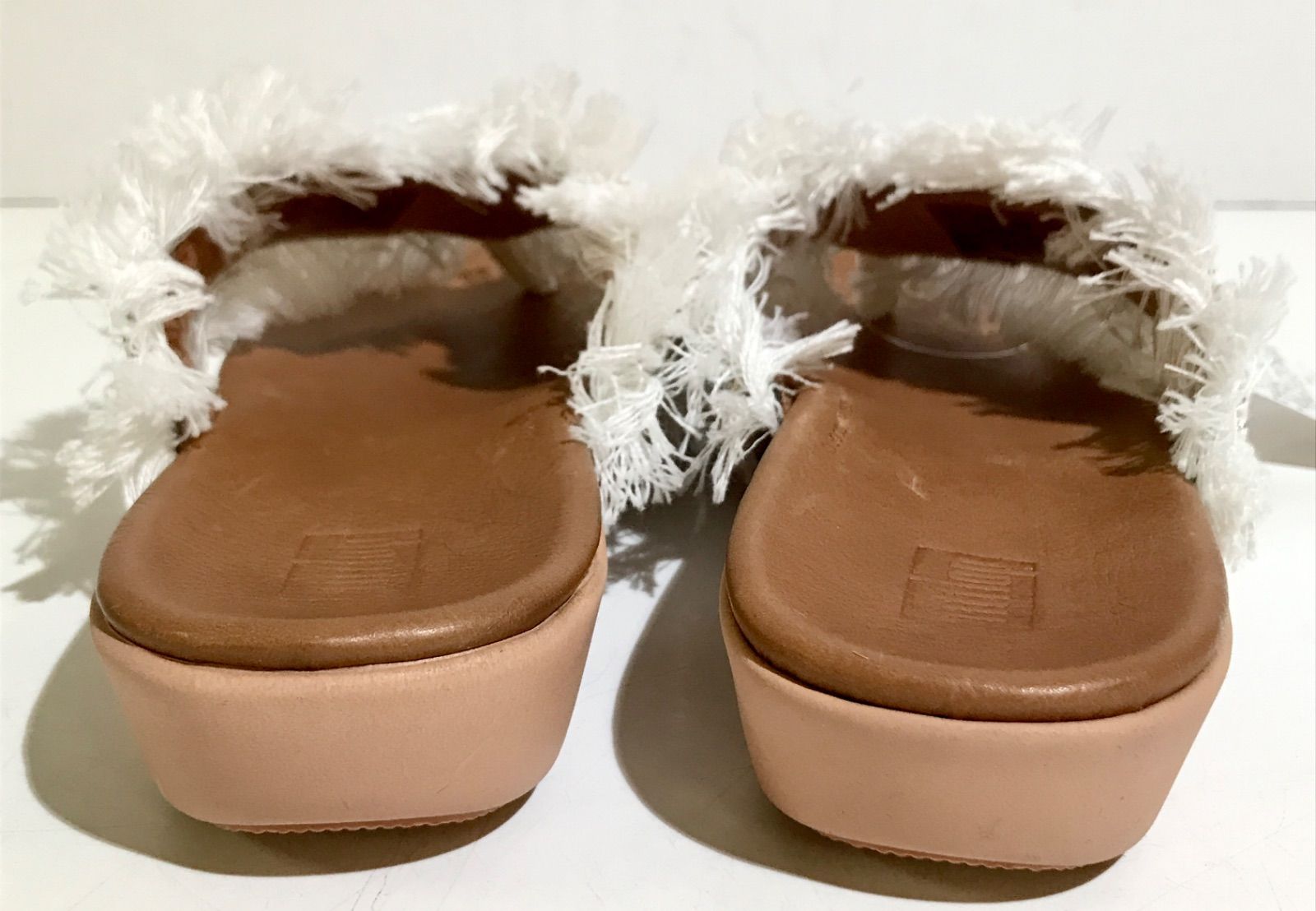 fitflop フィットフロップ AVA CRYSTALSTONE FRINGY レディース 24cm