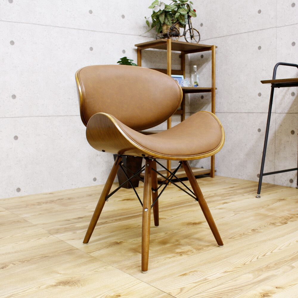 ミッドセンチュリー デザインチェア ライトブラウン チェア ダイニングチェア ワークチェア オフィスチェア カフェチェア MARWIL-DEMENAGEMENTS_CH