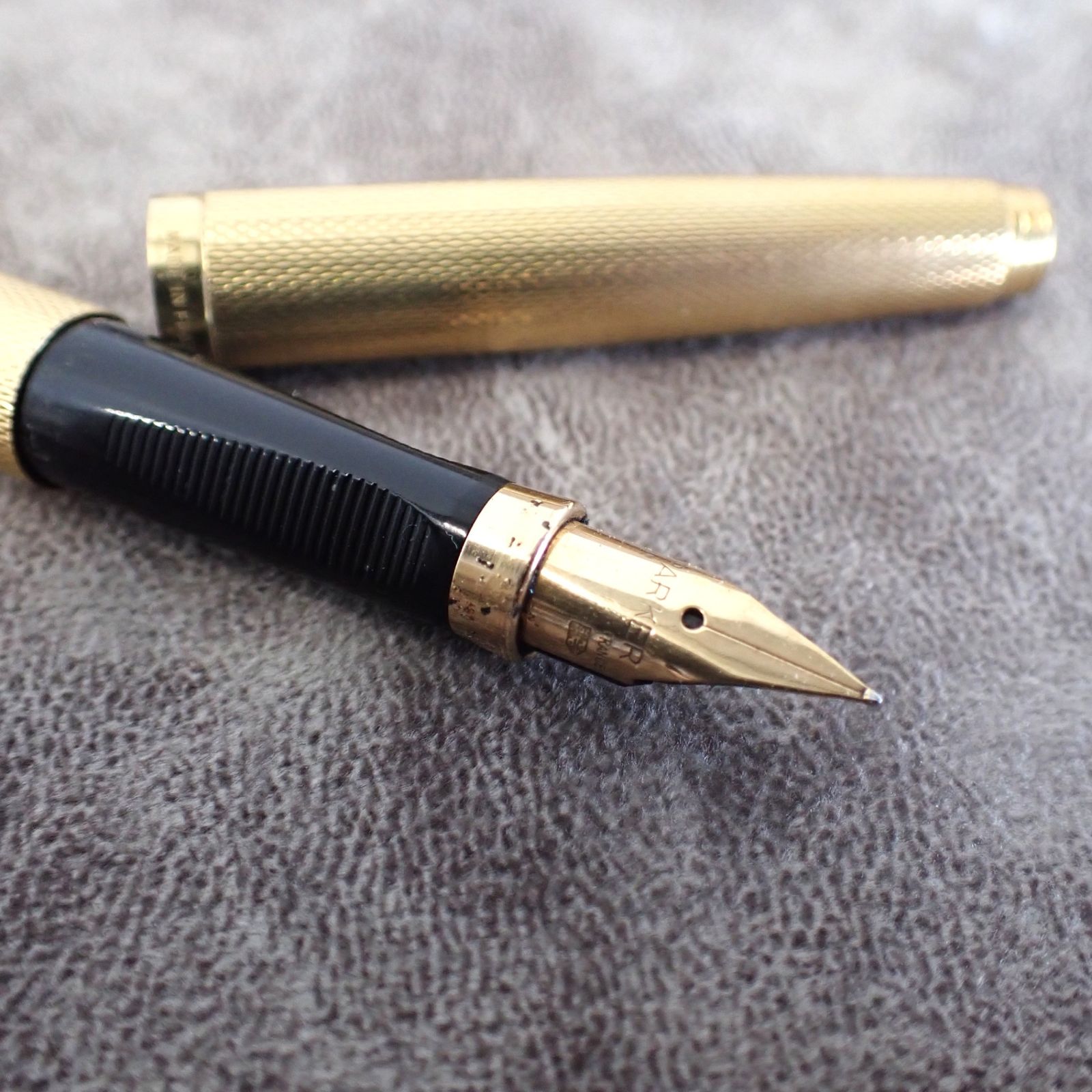 PARKER パーカー 万年筆】K14（585刻印）ペン先使用 / 英国伝統の高級