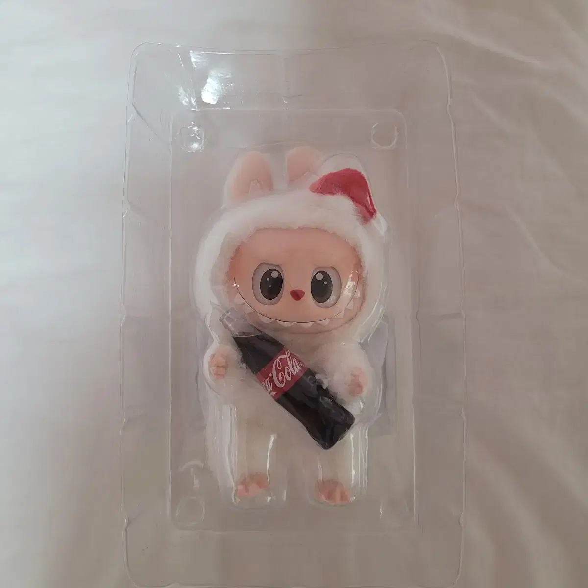 Labubu ラブブ コカコーラ コラボ キーホルダー 人形