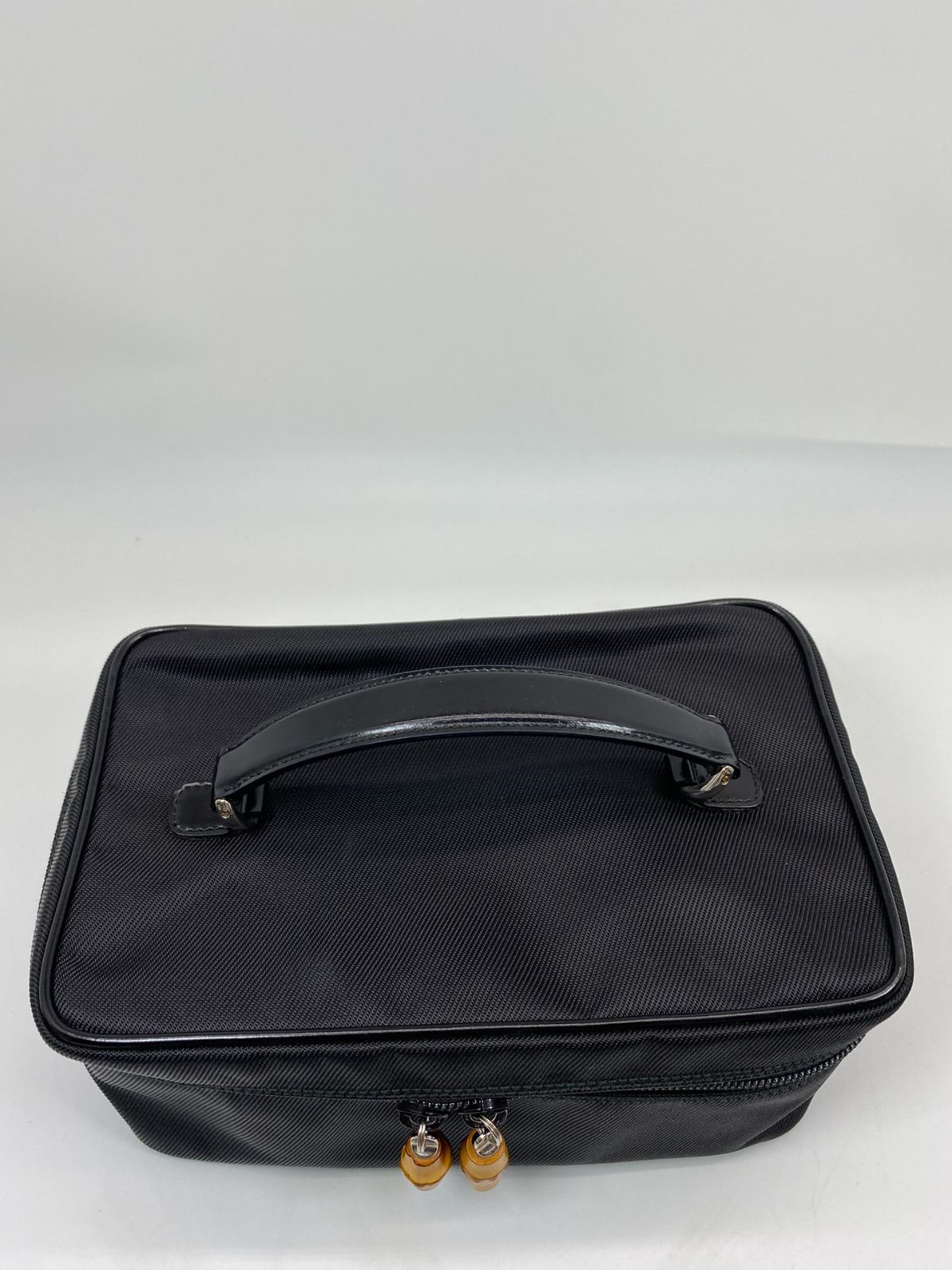 【美品】GUCCI グッチ バンブー バニティバッグ ナイロン×エナメル GUCCI グッチ バンブー バニティバッグ ナイロン×エナメル 管理