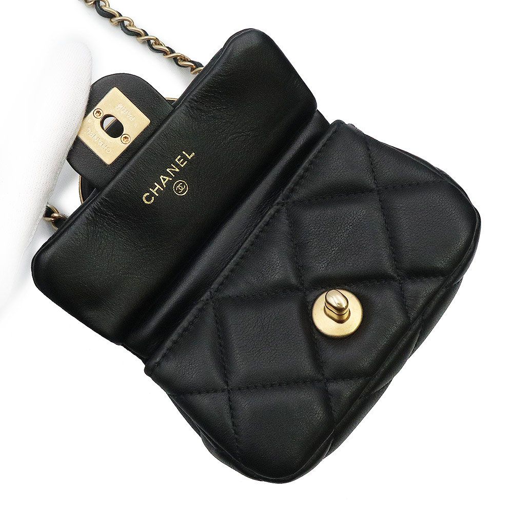 人気モデル❤️正規品　CHANEL マトラッセ　コインケース　チェーン付き シャネル マトラッセ チェーン クラッチ ミニ ウォレット カード