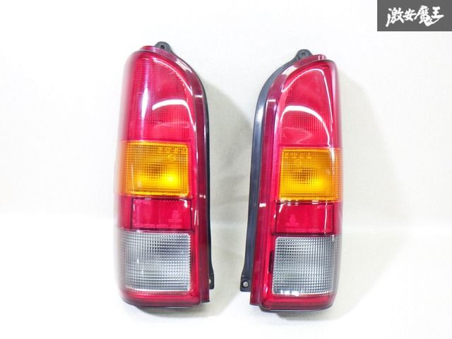 スズキ 純正 エブリイ  DB52V 1998年 純正 テールランプ テールライト 左右セット TOKAIDENSO 35655-77A0 即納 棚 12-2