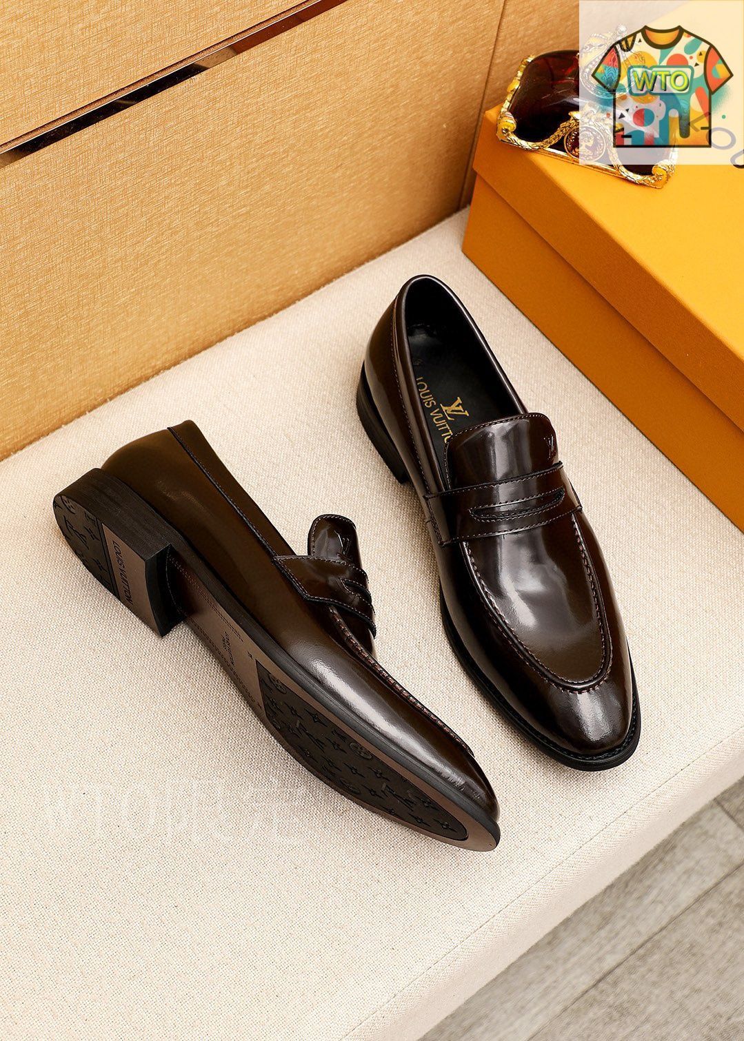 LOUIS VUITTON ルイヴィトン パティーヌ製法 プレーントゥシューズ LOUIS VUITTON ルイヴィトン パティーヌ製法 プレーントゥシューズ