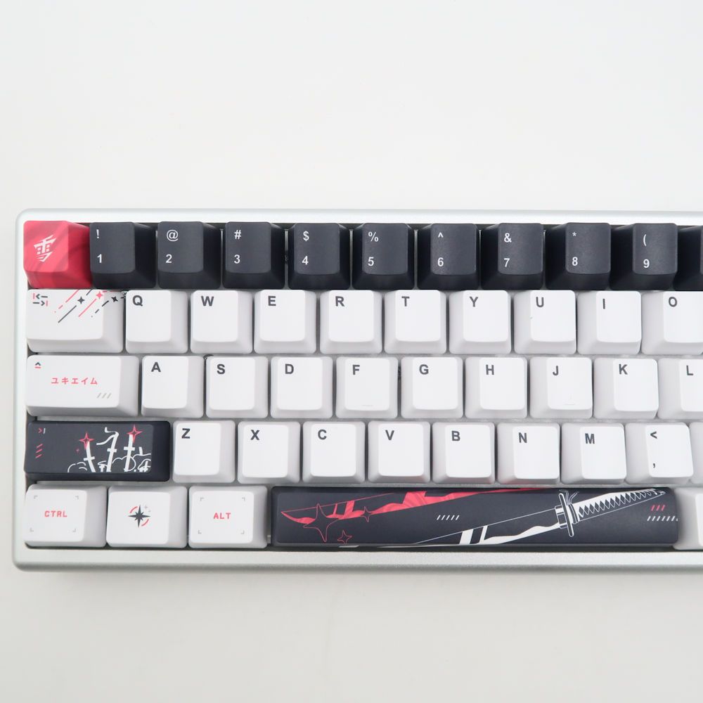 美品 YukiAim ユキエイム Polar 65 Katana Collection ゲーミングキーボード 赤軸 英語配列 有線 eスポーツ PC周辺機器 HU1205 