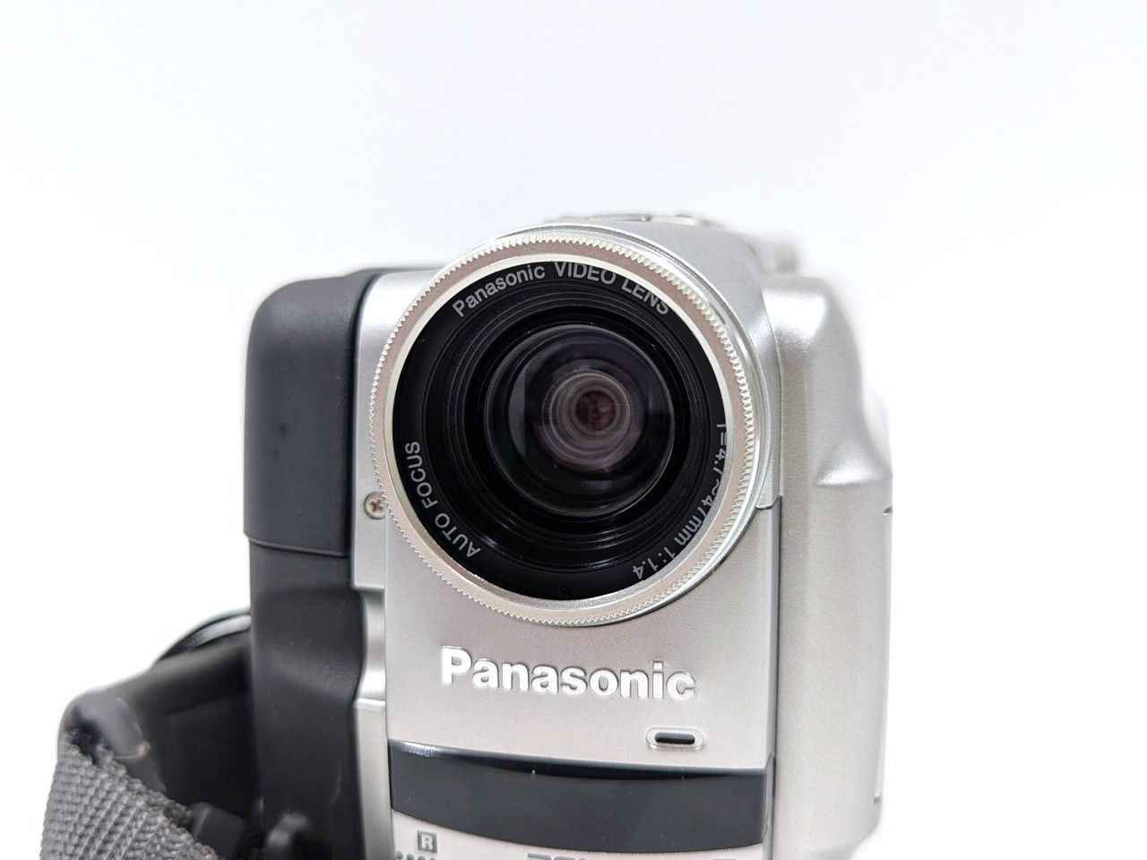 miniDVのダビングに！ Panasonic ビデオカメラ NV-DS5 7日間保証