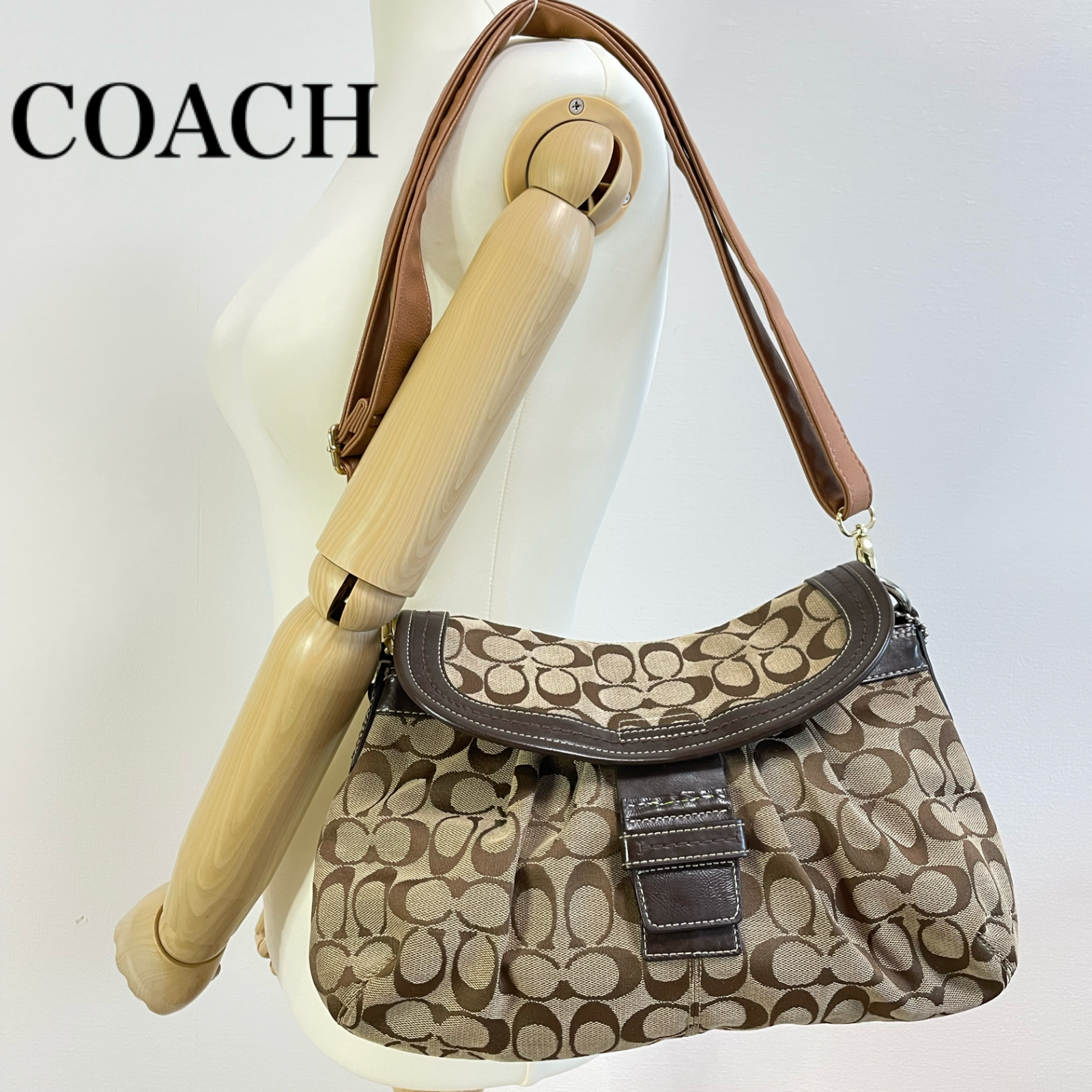 COACH ショルダーバッグ シグネチャー バラ PVC ブラウン 白-