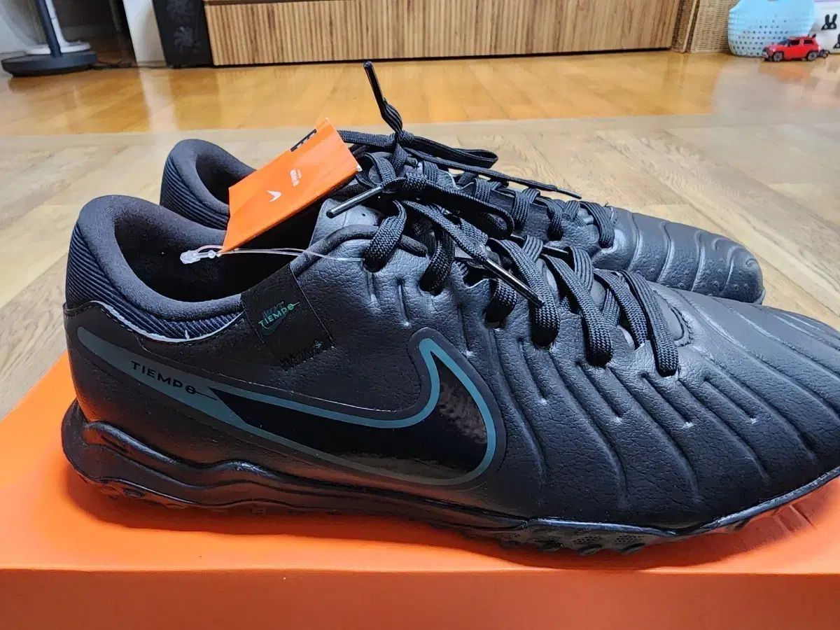 NIKE ナイキ サッカーシューズ ティエンポ レジェンド 10